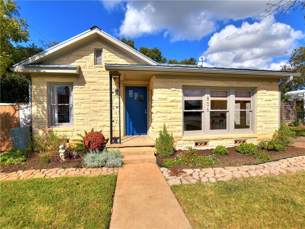 806 Loop 332 - Photo 1