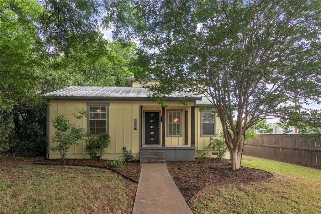 3716 Hollywood Ave - Photo 1
