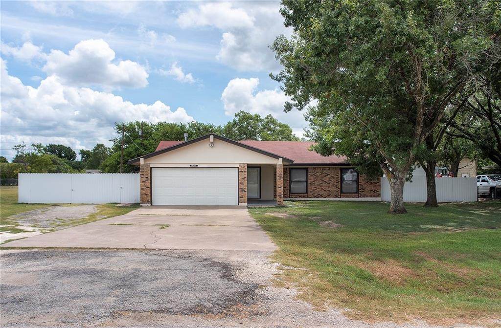 15201 Spring Hill Ln - Photo 1