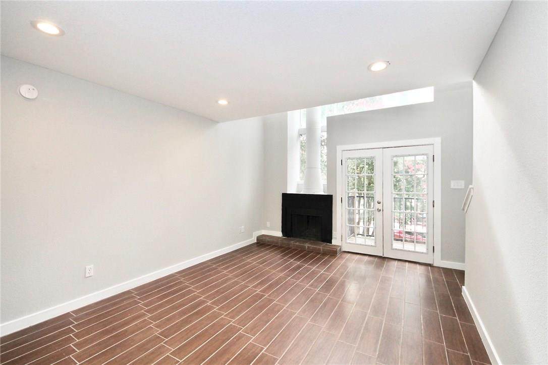1600 West Ave - Photo 1