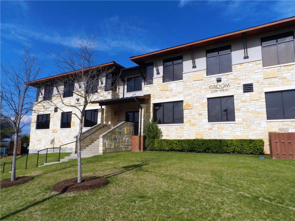 2806 Flintrock Trce - Photo 1