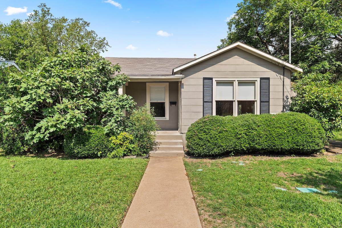 5408 Montview St - Photo 1
