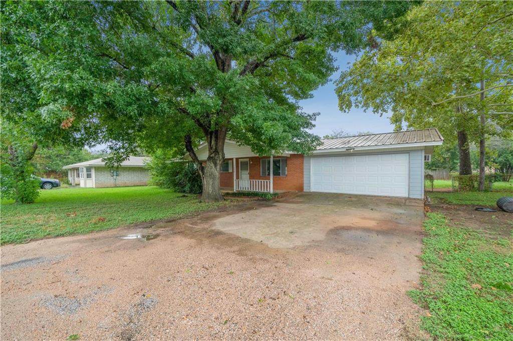 1208 Mulberry Dr - Photo 1