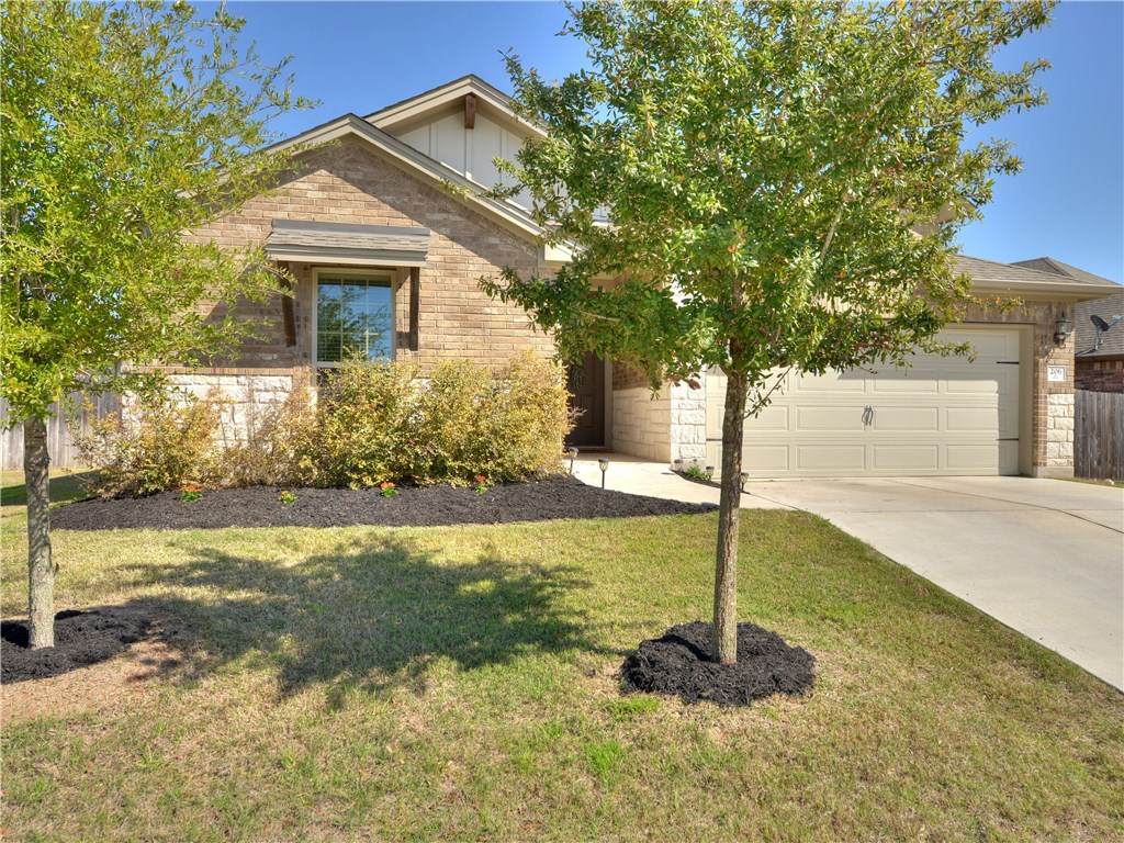 206 Leather Oak Loop - Photo 1