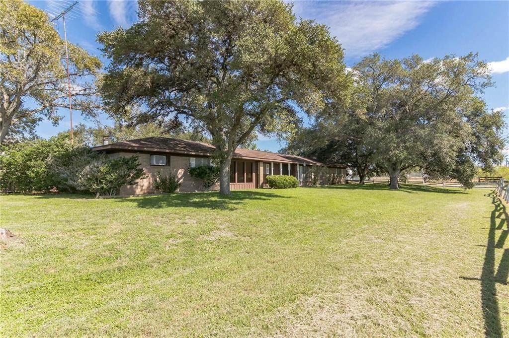 235 Lloyd Ln - Photo 1