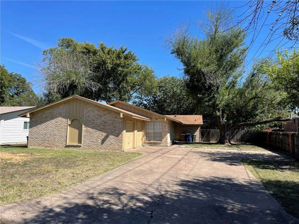 7929 Vinewood Ln - Photo 1