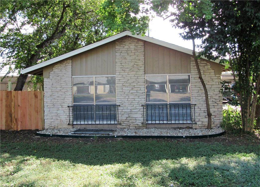 2724 Saint Edwards Cir - Photo 1