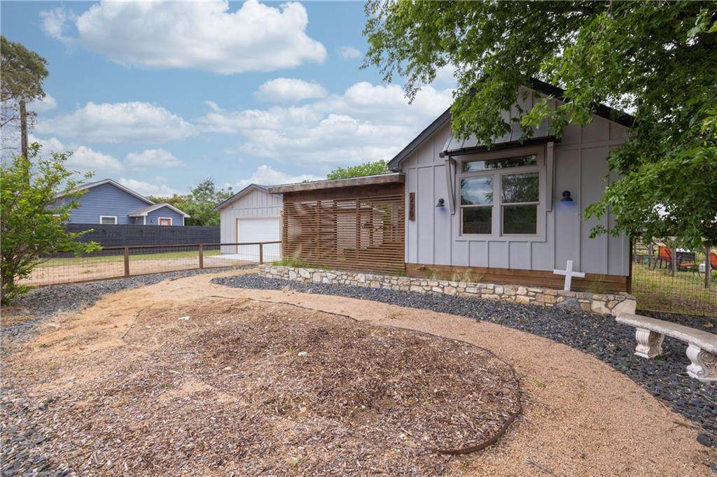 270 Rockwood Dr - Photo 1