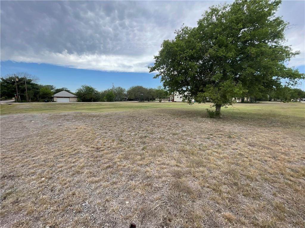 560 Hopewell Rd - Photo 1