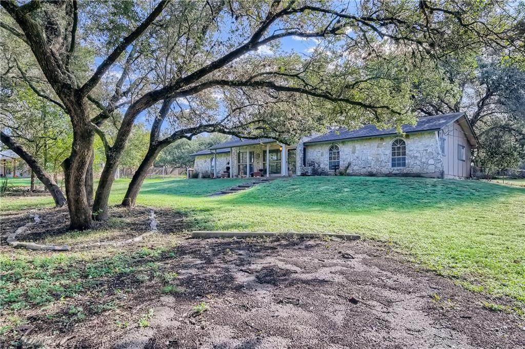 8803 El Rey Blvd - Photo 1