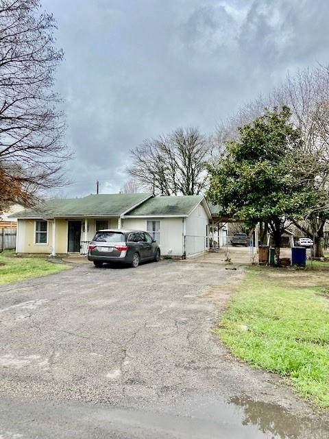 401 Applegate Dr - Photo 1