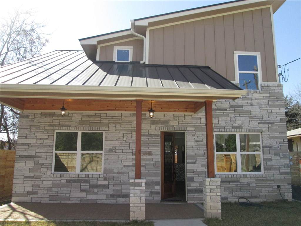 705 Blackson Ave - Photo 1