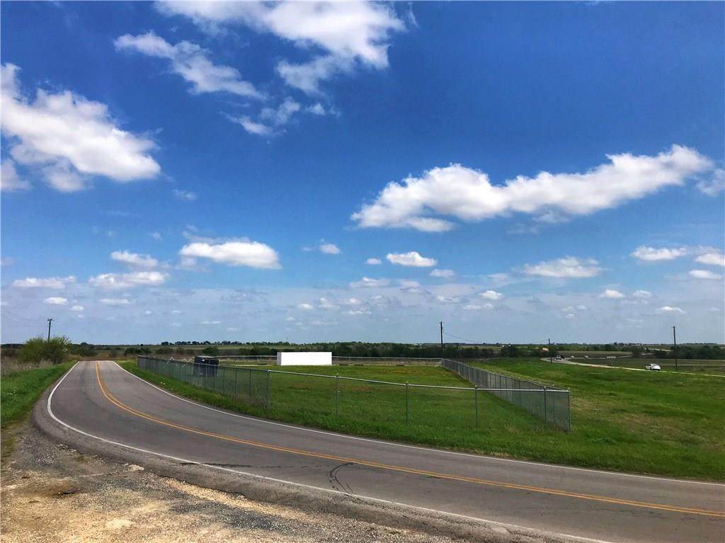 18334 Fm 973 - Photo 1
