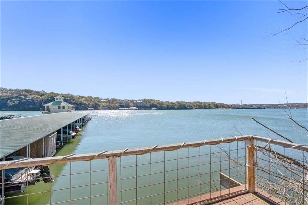 2213 Westlake Dr - Photo 1