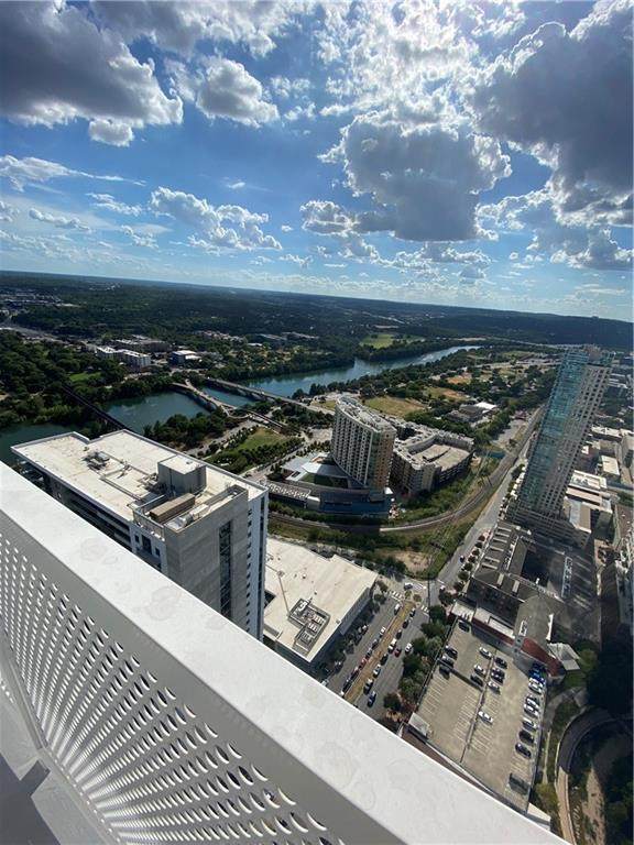 301 West Ave - Photo 1