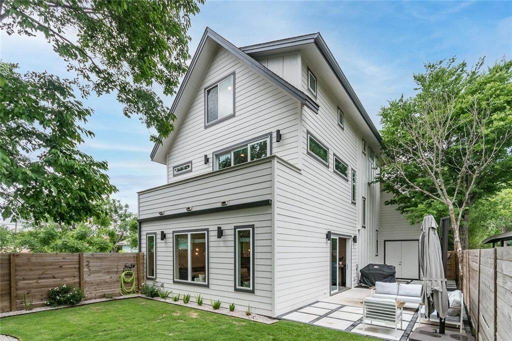 308 North Loop Blvd - Photo 1
