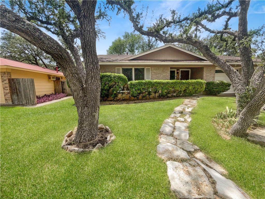 2203 Harwick Dr - Photo 1