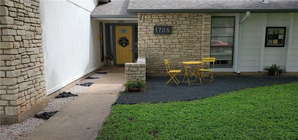 1705 Cushing Dr - Photo 1