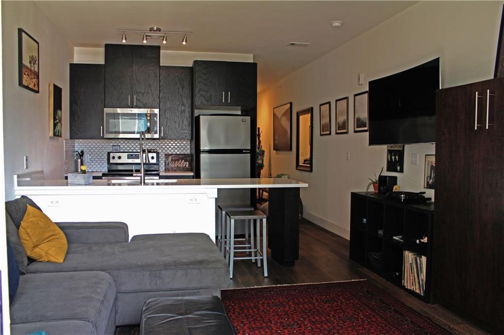 1615 7th St - Photo 1