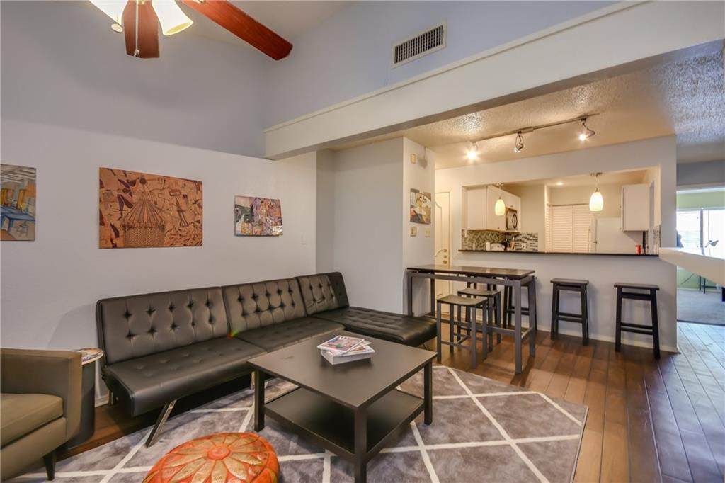806 24th St - Photo 1