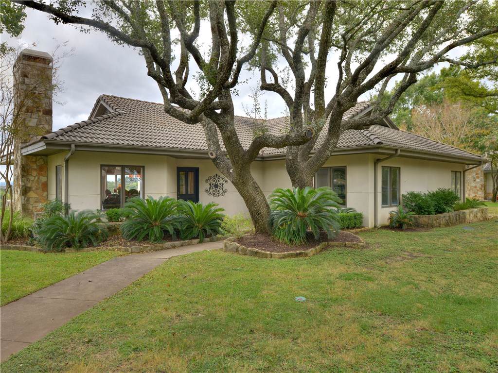 1703 Clubhouse Hill Dr - Photo 1