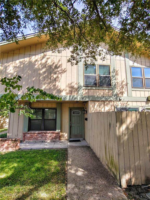 906 Village Ln - Photo 1
