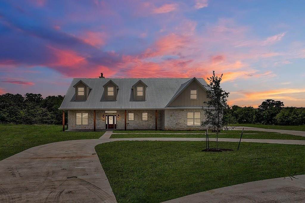 212 Crosswinds Ct - Photo 1
