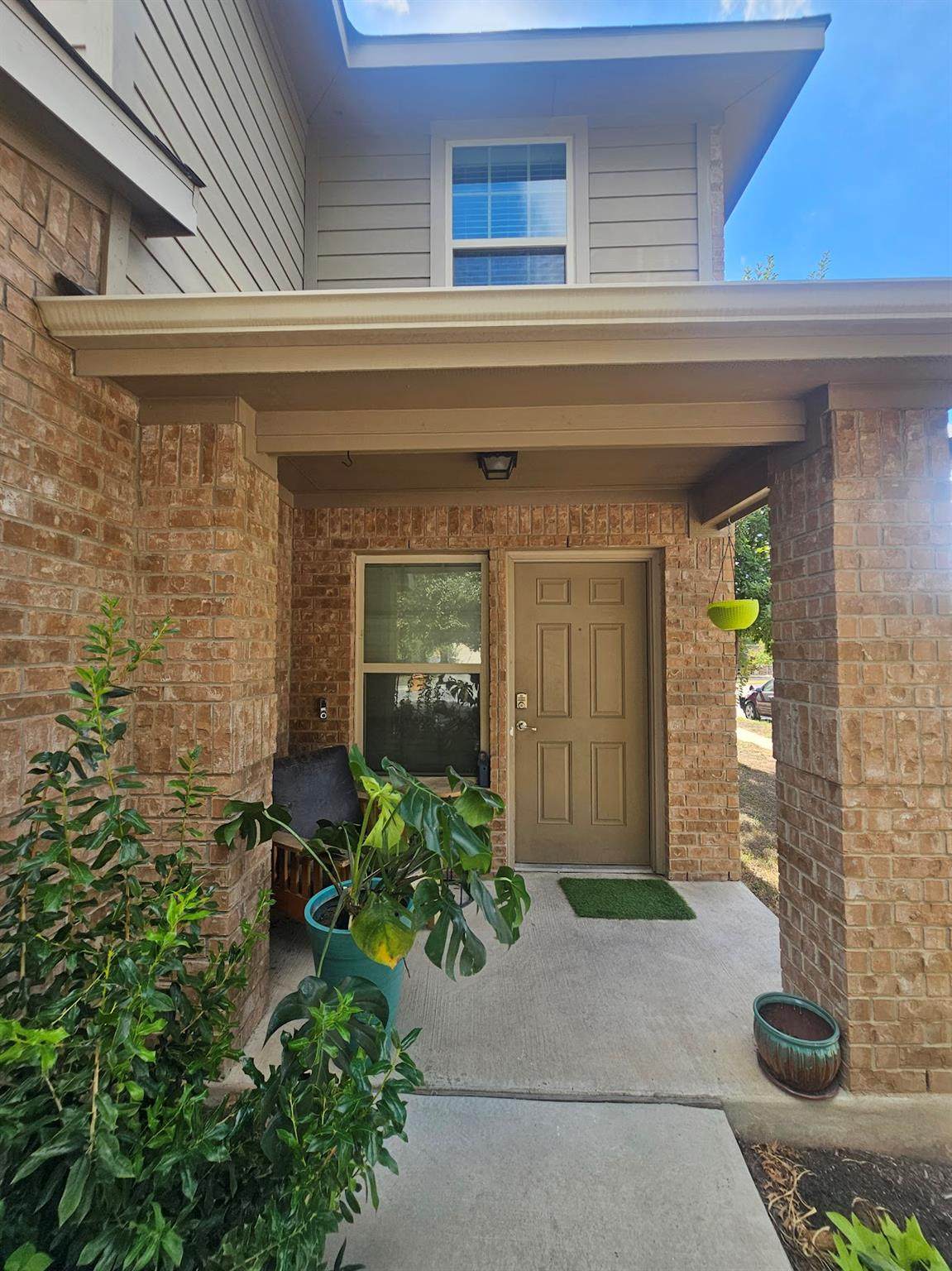 6901 Crestone Rd - Photo 1