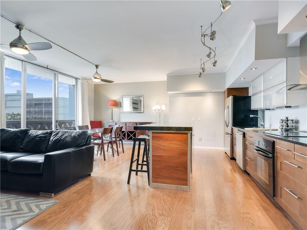 1801 Lavaca St - Photo 1