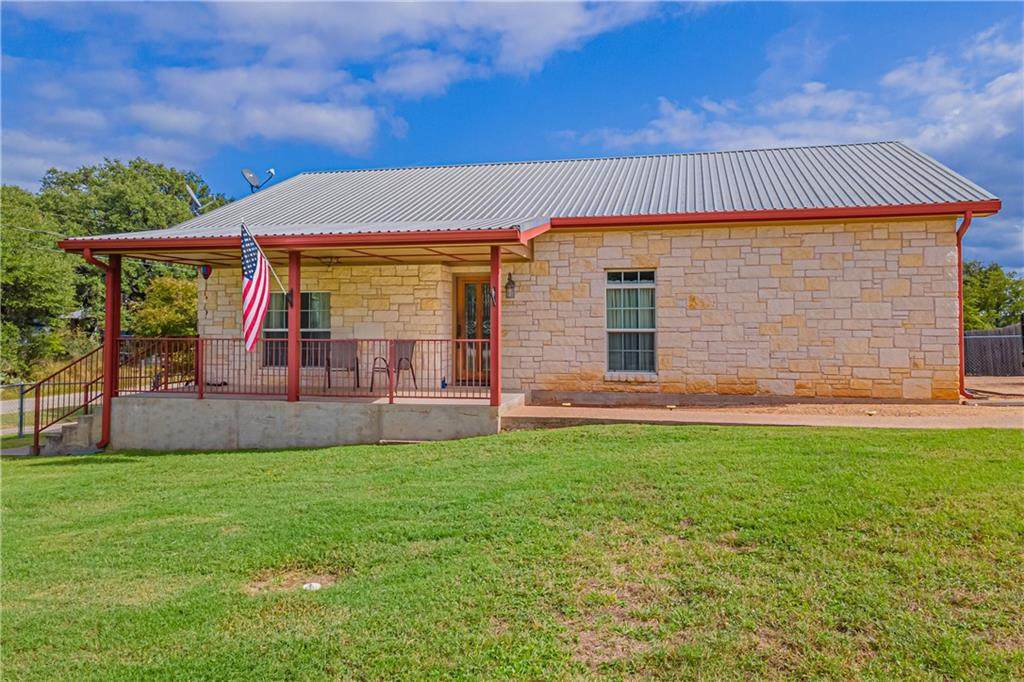 104 Cedarhill Dr - Photo 1