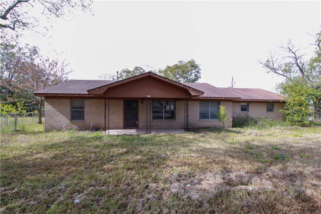 493 Orange St - Photo 1