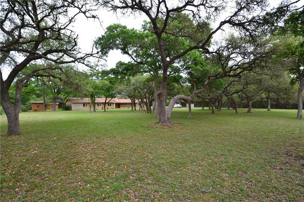 1250 Rolling Oaks Dr - Photo 1