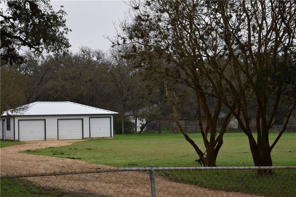 2414 Drew Ln - Photo 1