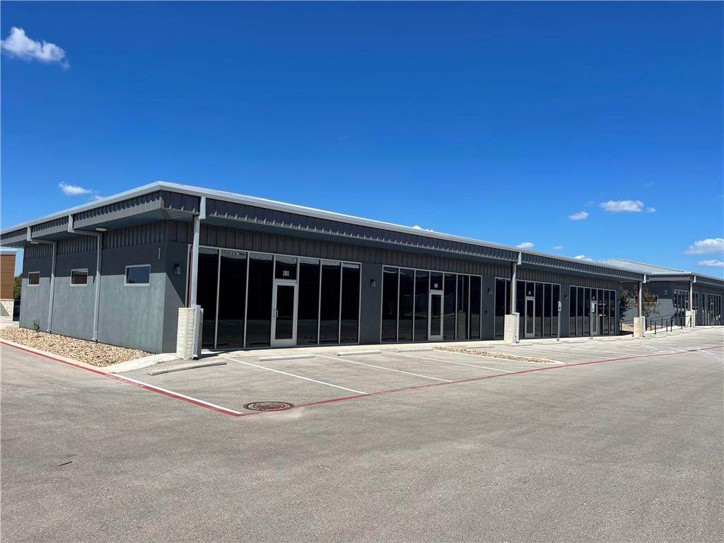 706 Leander Dr - Photo 1
