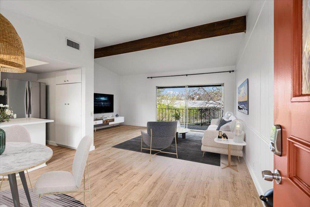 1304 Mariposa Dr - Photo 1