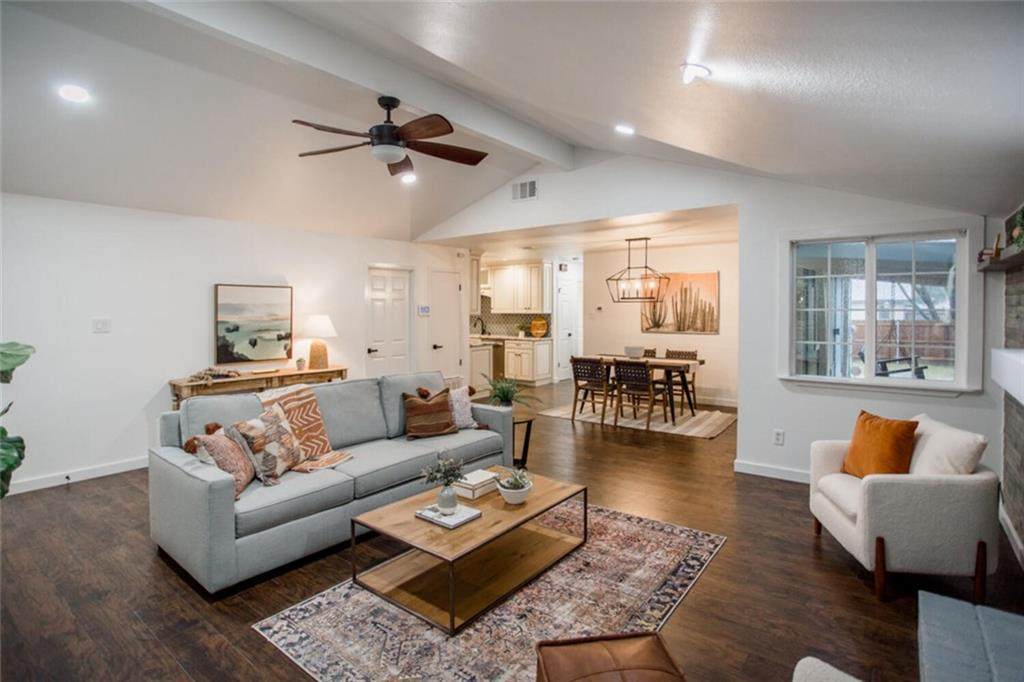 7905 Wycombe Dr - Photo 1