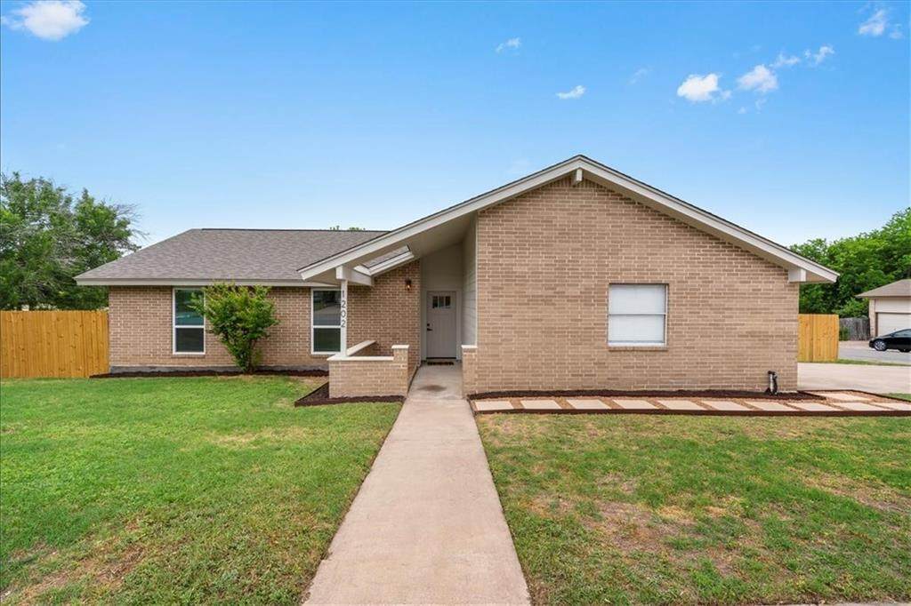 1202 Dove Haven Dr - Photo 1