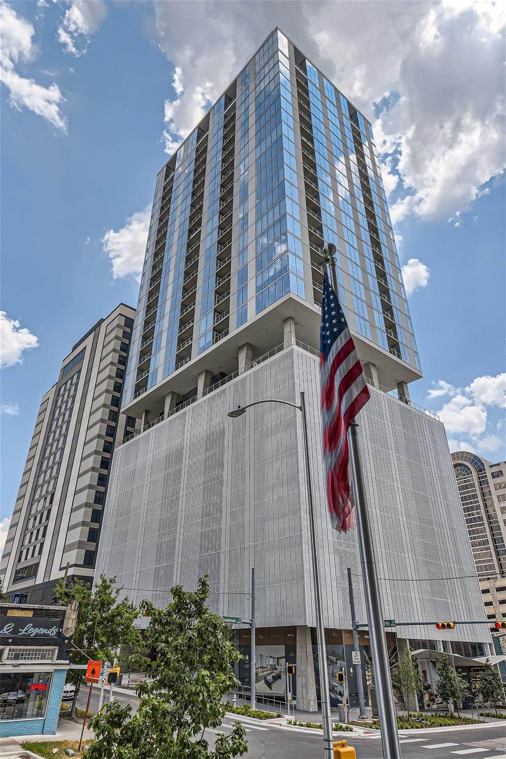 https://bt-photos.global.ssl.fastly.net/austin/orig_boomver_1_3164813-2.jpg