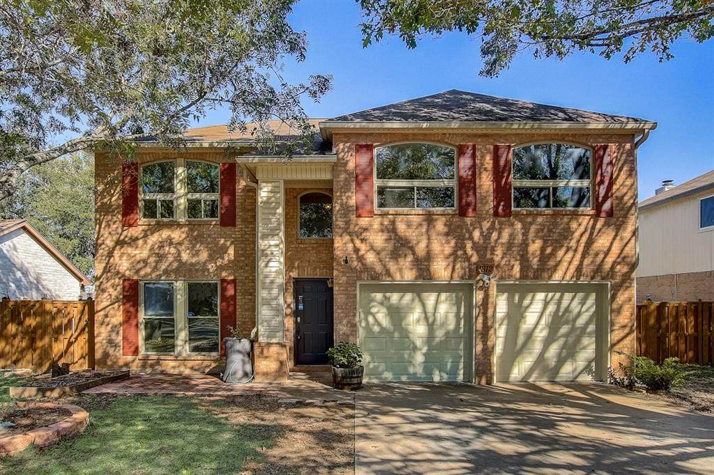 1812 Iris Ln - Photo 1