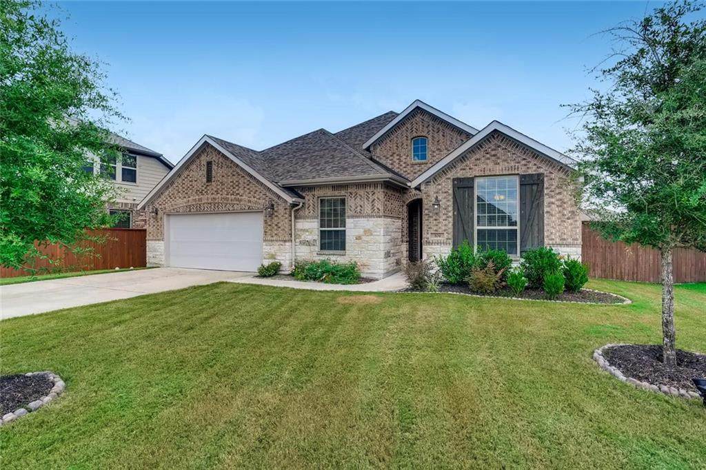 104 Miracle Rose Way - Photo 1