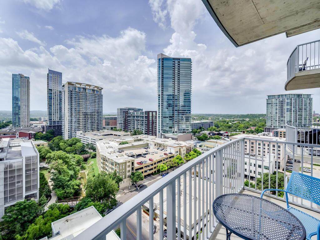 360 Nueces St - Photo 1