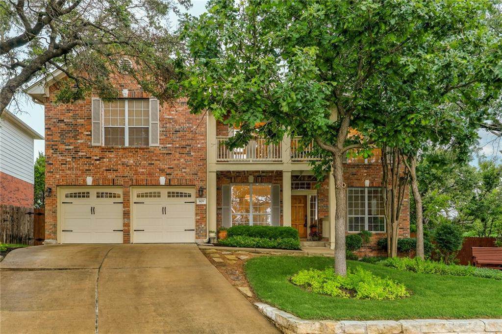 809 Linden Loop - Photo 1