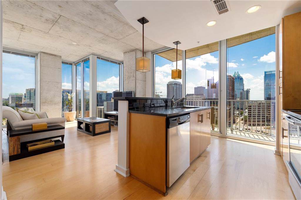 360 Nueces St - Photo 1