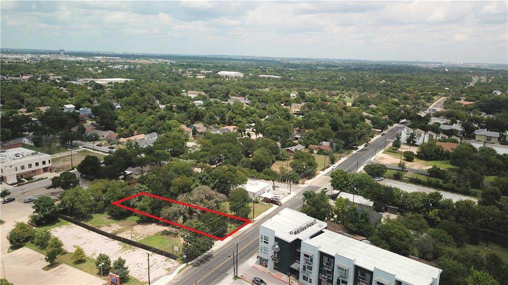 2940 12 St - Photo 1