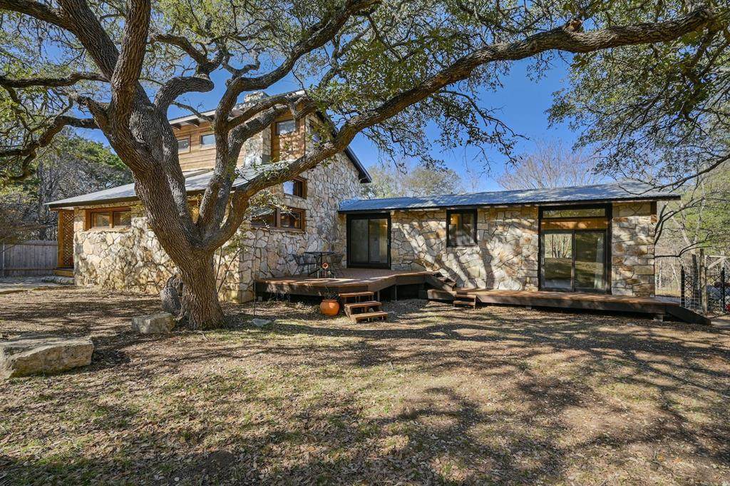 300 Little Barton Dr - Photo 1