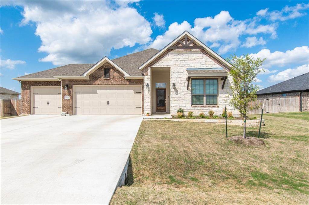3862 Green Tree Loop - Photo 1