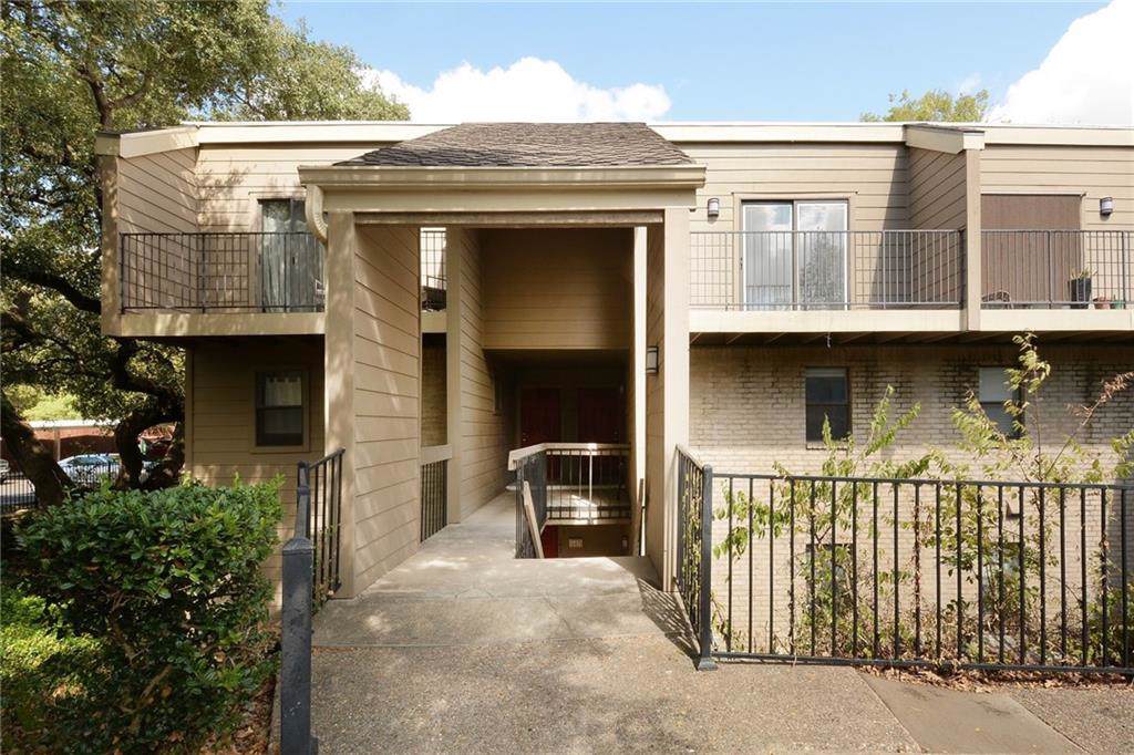1135 Barton Hills Dr - Photo 1