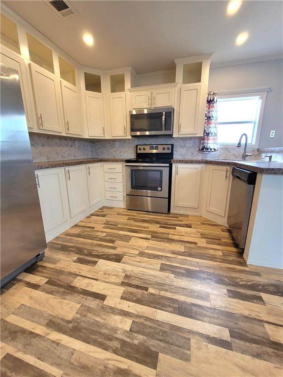 207 Houston St - Photo 1