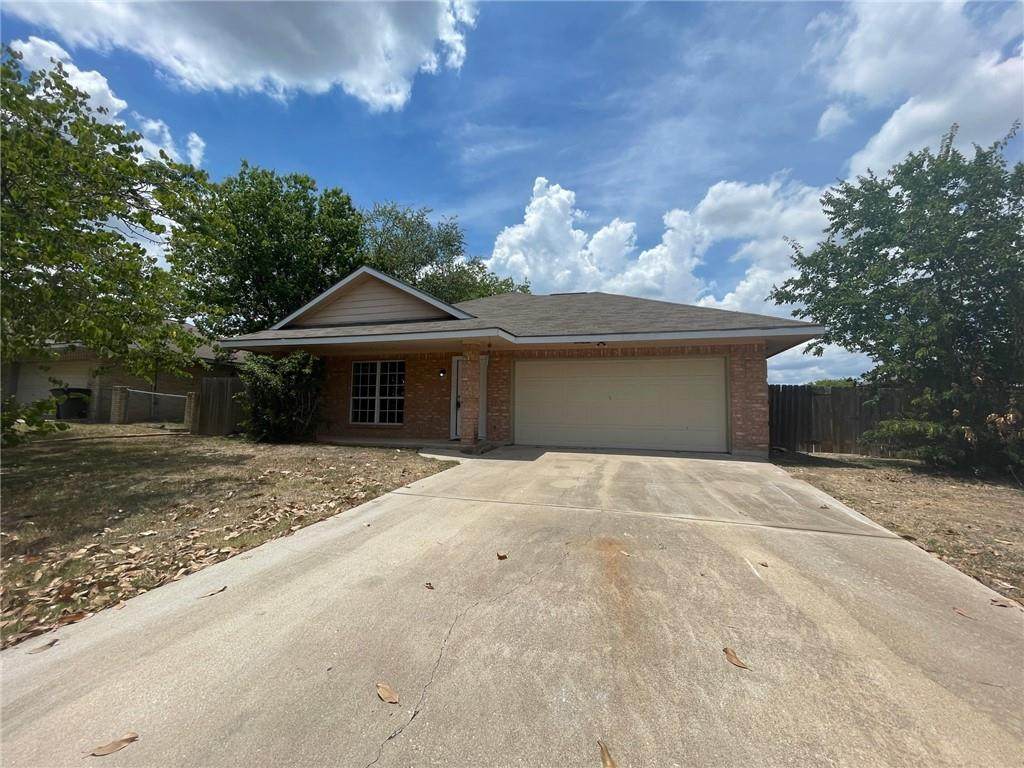 837 Eagles Way - Photo 1