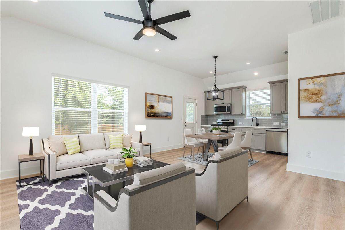 525 Main St - Photo 1